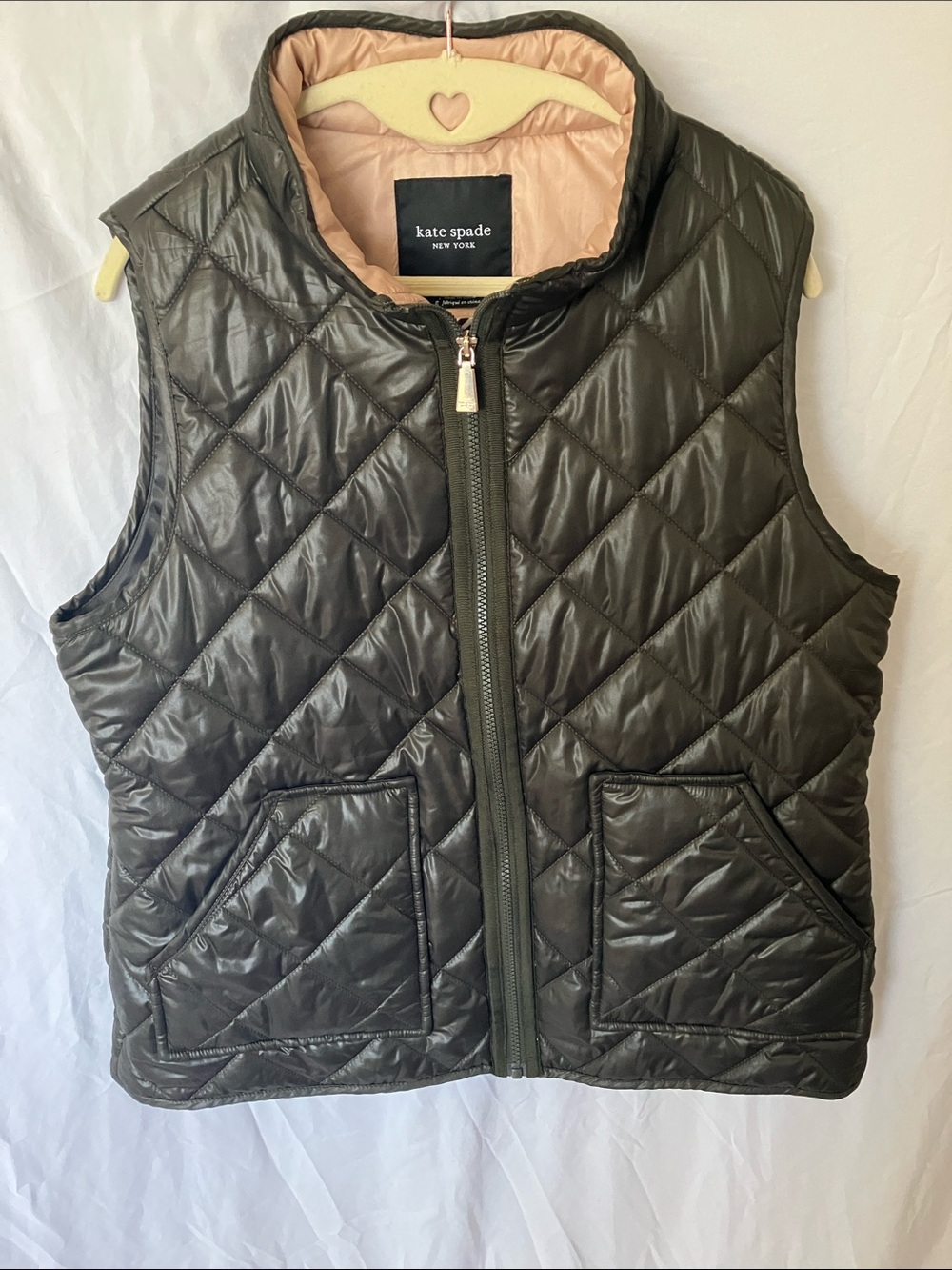 kate spade: Olive Green Quilted Sleeveless Vest- Blush Lining- M